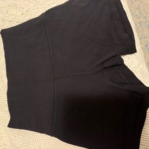 size 2 lululemon biker shorts 4 inch